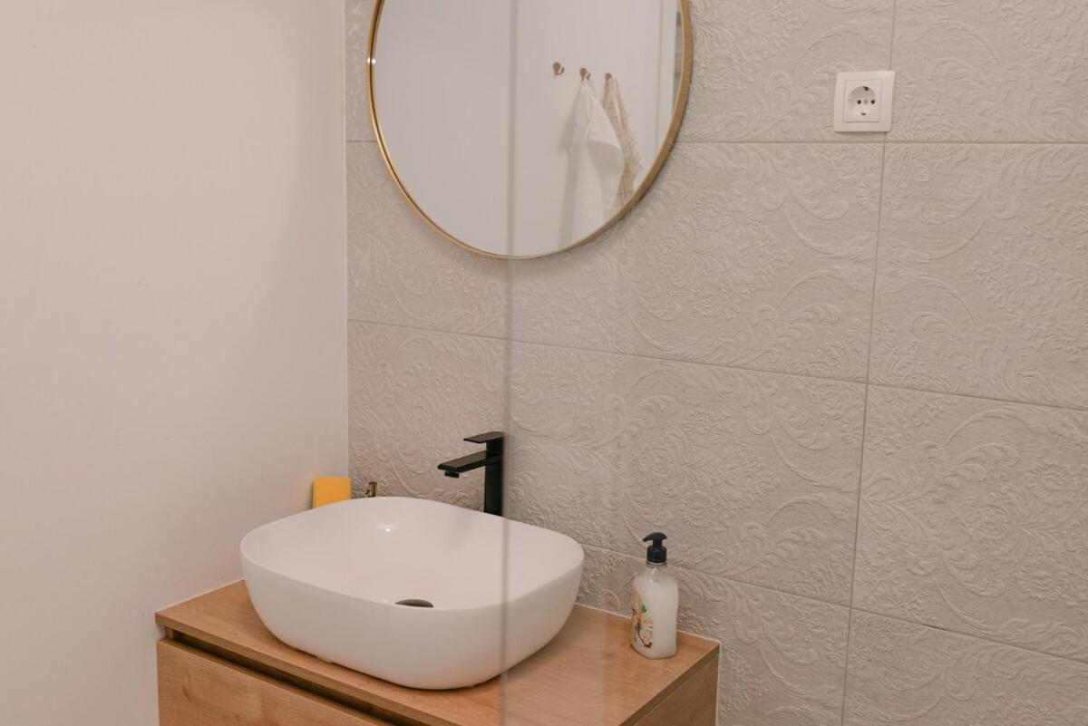 2Nd Hvar Home Apartments Hvar Town Exteriör bild