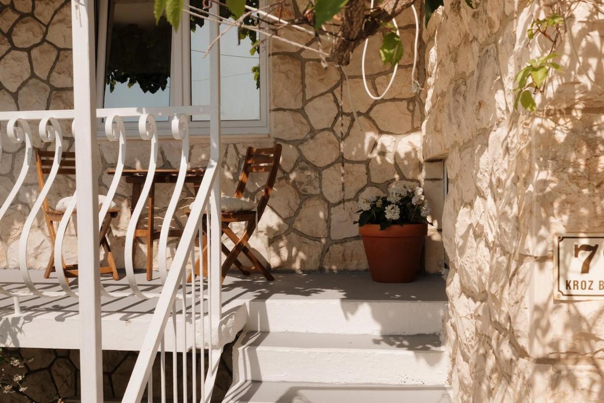 2Nd Hvar Home Apartments Hvar Town Exteriör bild